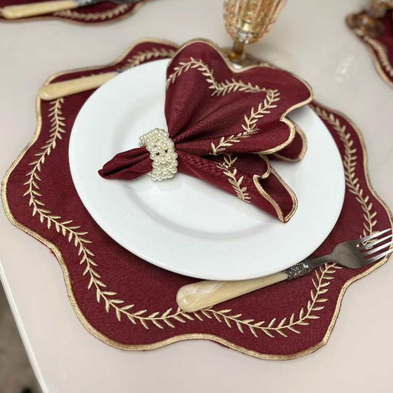 Kit Porcelana Natalino Clássico – 5 Peças